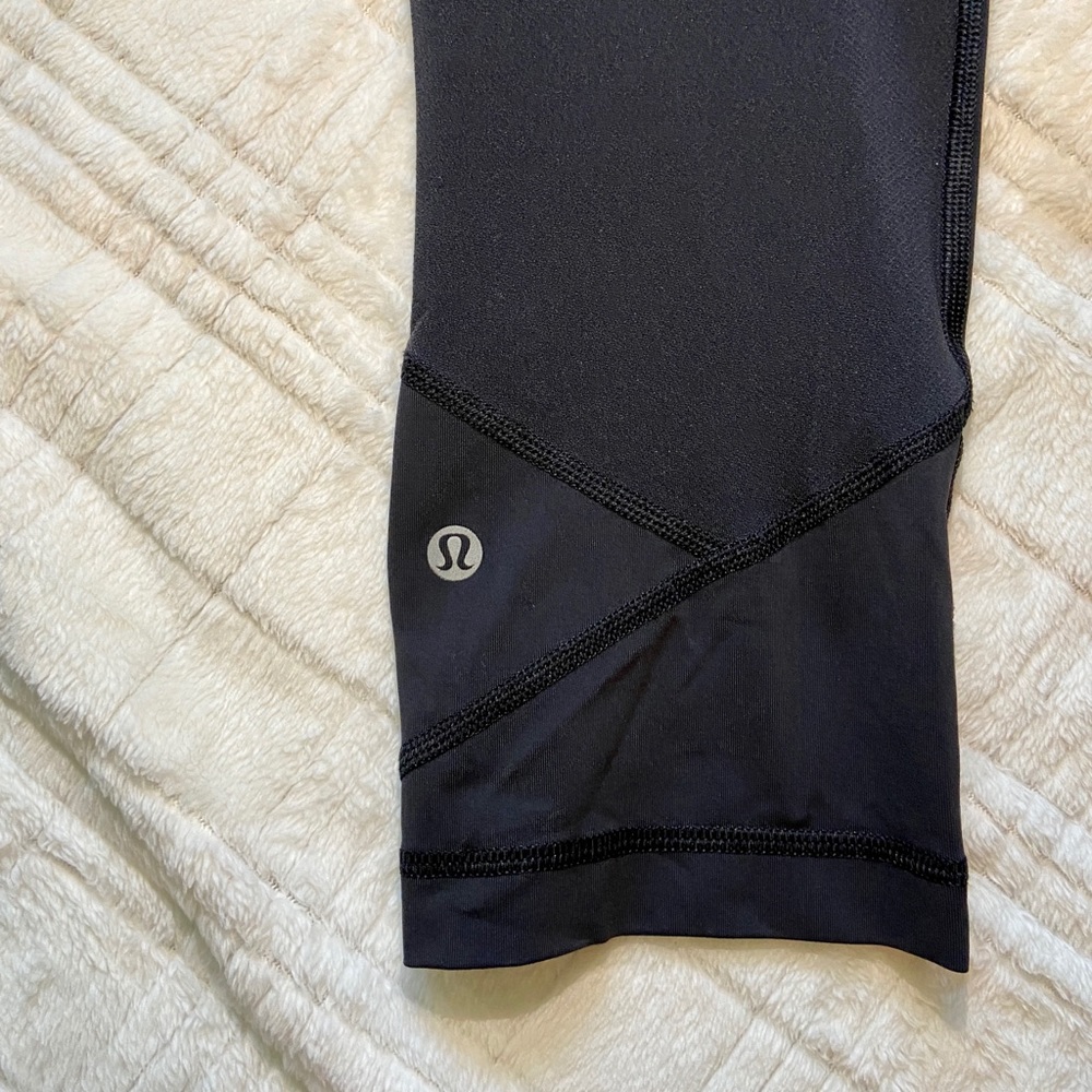 Lululemon Black Cropped Leggings